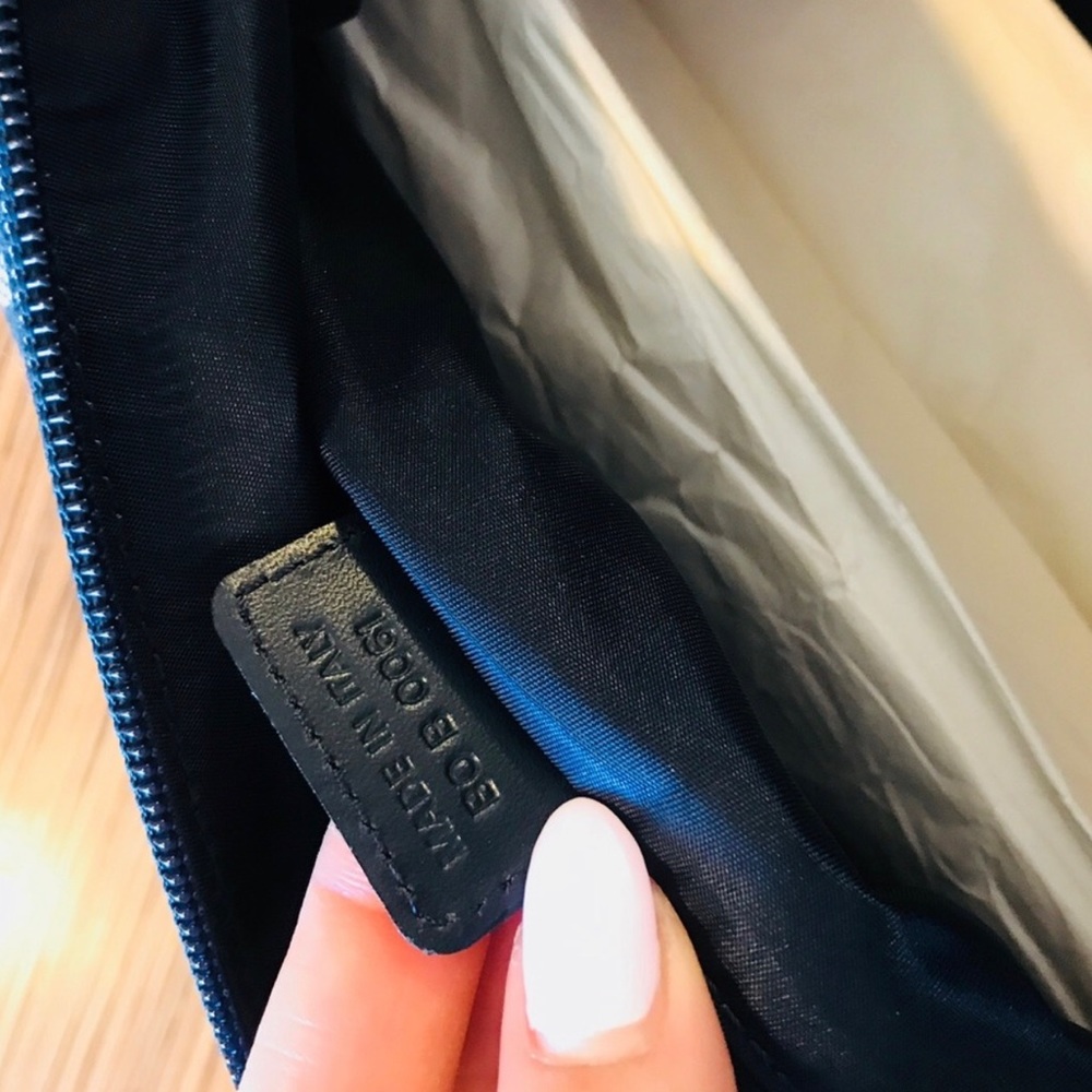 🦋 DIOR MONOGRAM DIORISSIMO SHOULDER BAG 🦋 - Picture 13 of 15